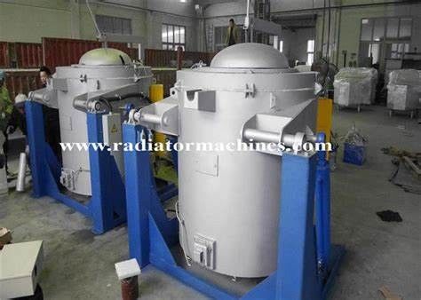 100kg / H 65m3 / T เตาหลอมโลหะเหล็กหล่อแก๊ส